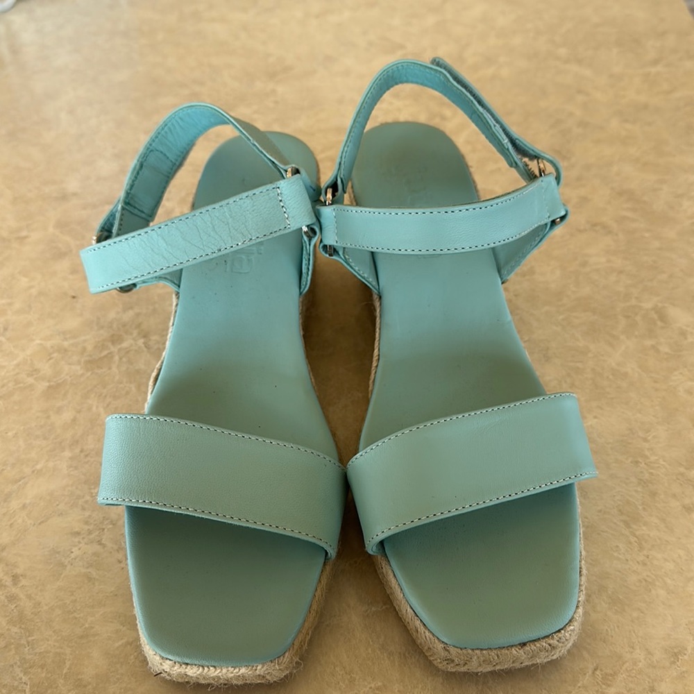 Leather upper made in Spain, never worn outside, European size 41, US size 9 1/2